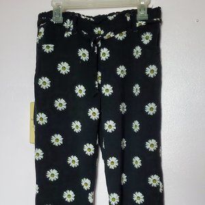 Daisies Capri by Justice in size XS